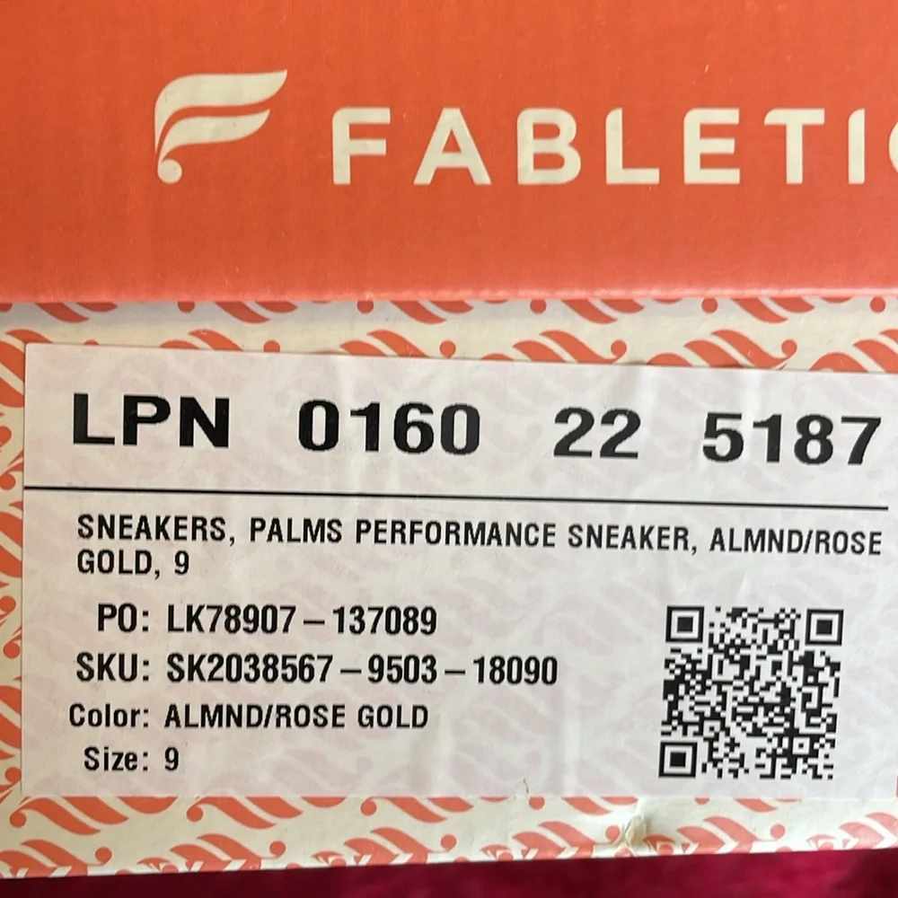FABLETICS PALM PERFORMANCE ALMOND ROSE GOLD LACE UP CHUNKY SNEAKER SIZE 9